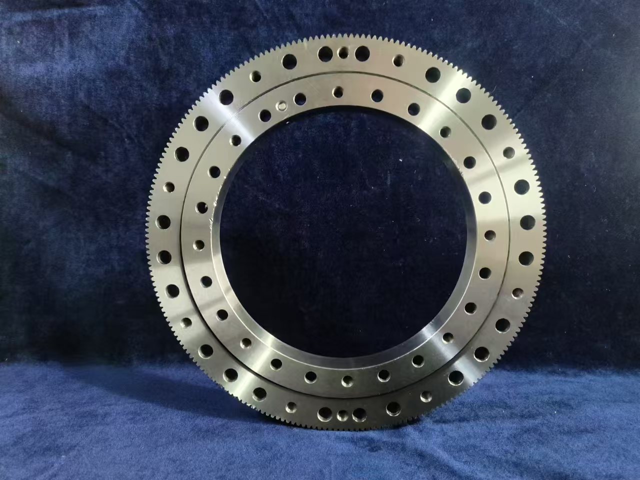 PRIUS external gear slewing ring bearing
